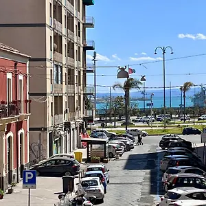 Happy Apartament Katania